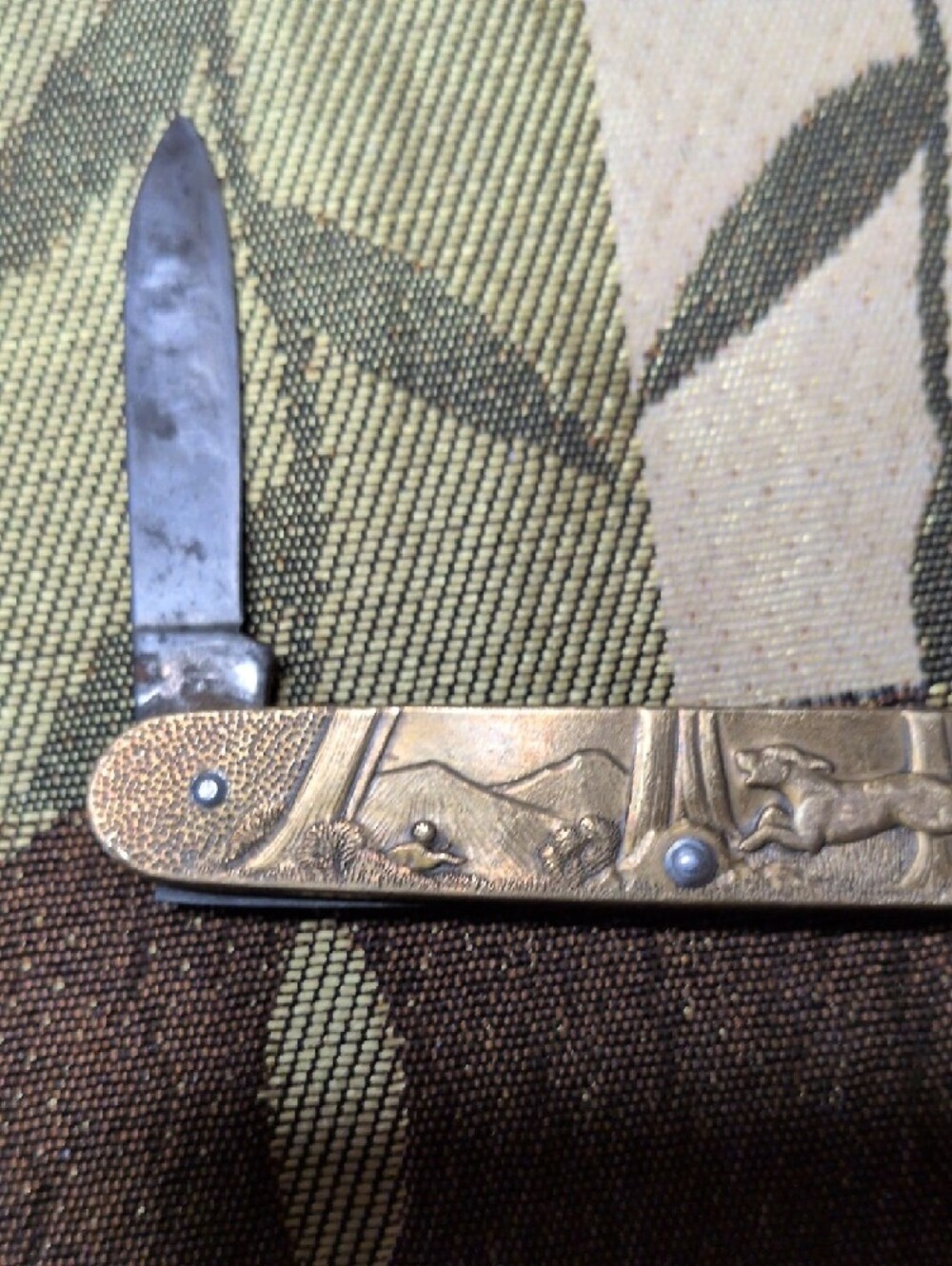 Men's Hunting-Scene Pocket Knife - Brass Tone, Dual Blade - Picture 3 of 5